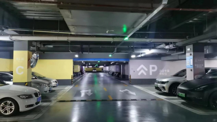 捷停车·云托管+运营增收 破解商业停车场提效增收难题